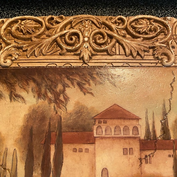 Decoration - Picture 5 of 5